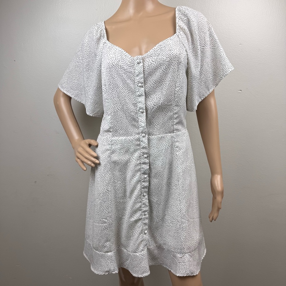 Sienna‎ Sky Women’s Polka Dot Dress Size Medium Cottage Prairie Flutter Sleeve